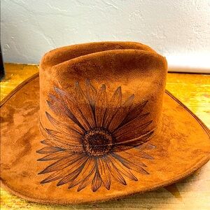 Bittersweet canvas, suede, cowboy hat, engraved sunflower new